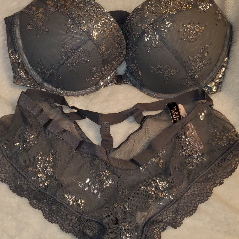 VS bra and panty